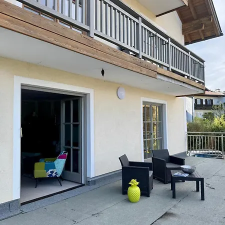Liva Living, Lifestyle Ferienwohnung Mit Berg- & Seeblick Apartamento *