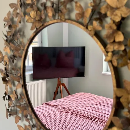 Liva Living, Lifestyle Ferienwohnung Mit Berg- & Seeblick