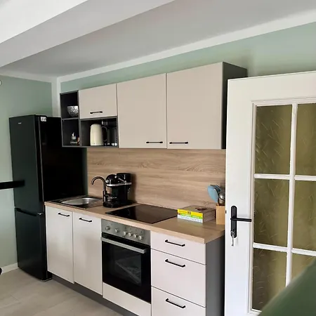 Liva Living, Mit Berg- Und Seeblick, Grosse Terrassen 圣吉尔根