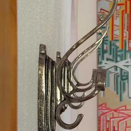 Apartamento Liva Living, Lifestyle Ferienwohnung Mit Berg- & Seeblick *
