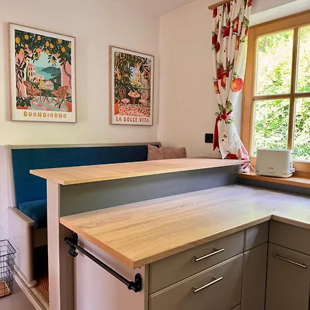Liva Living, Lifestyle Ferienwohnung Mit Berg- & Seeblick
