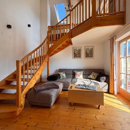 Liva Living, Lifestyle Ferienwohnung Mit Berg- & Seeblick Sankt Gilgen