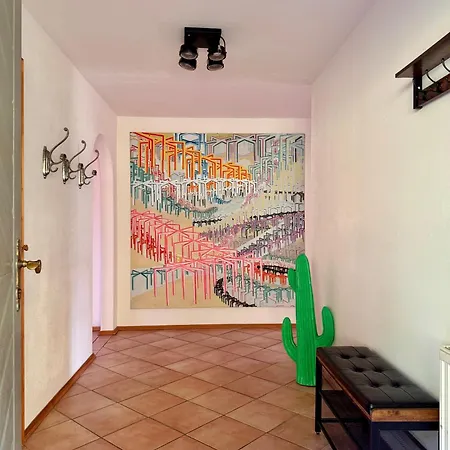 Liva Living, Lifestyle Ferienwohnung Mit Berg- & Seeblick