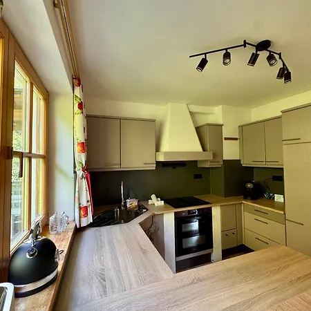 Liva Living, Lifestyle Ferienwohnung Mit Berg- & Seeblick Apartamento *